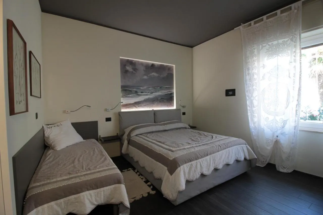 Villa Mirella Bordighera Bed & Breakfast
